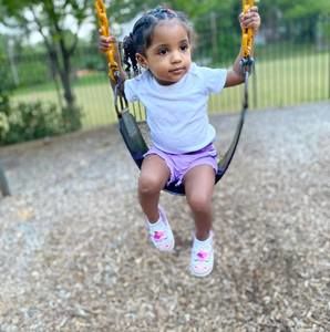 Meet your Posher, Siham